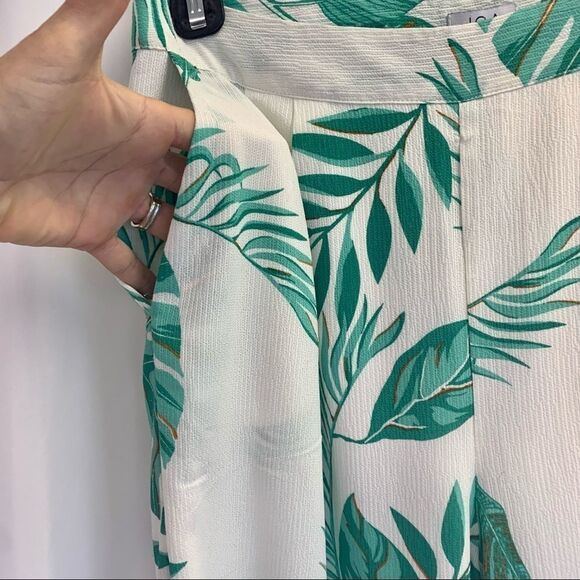 J.O.A. New with tag Printed Ivory green Wide - Picture 5 of 16